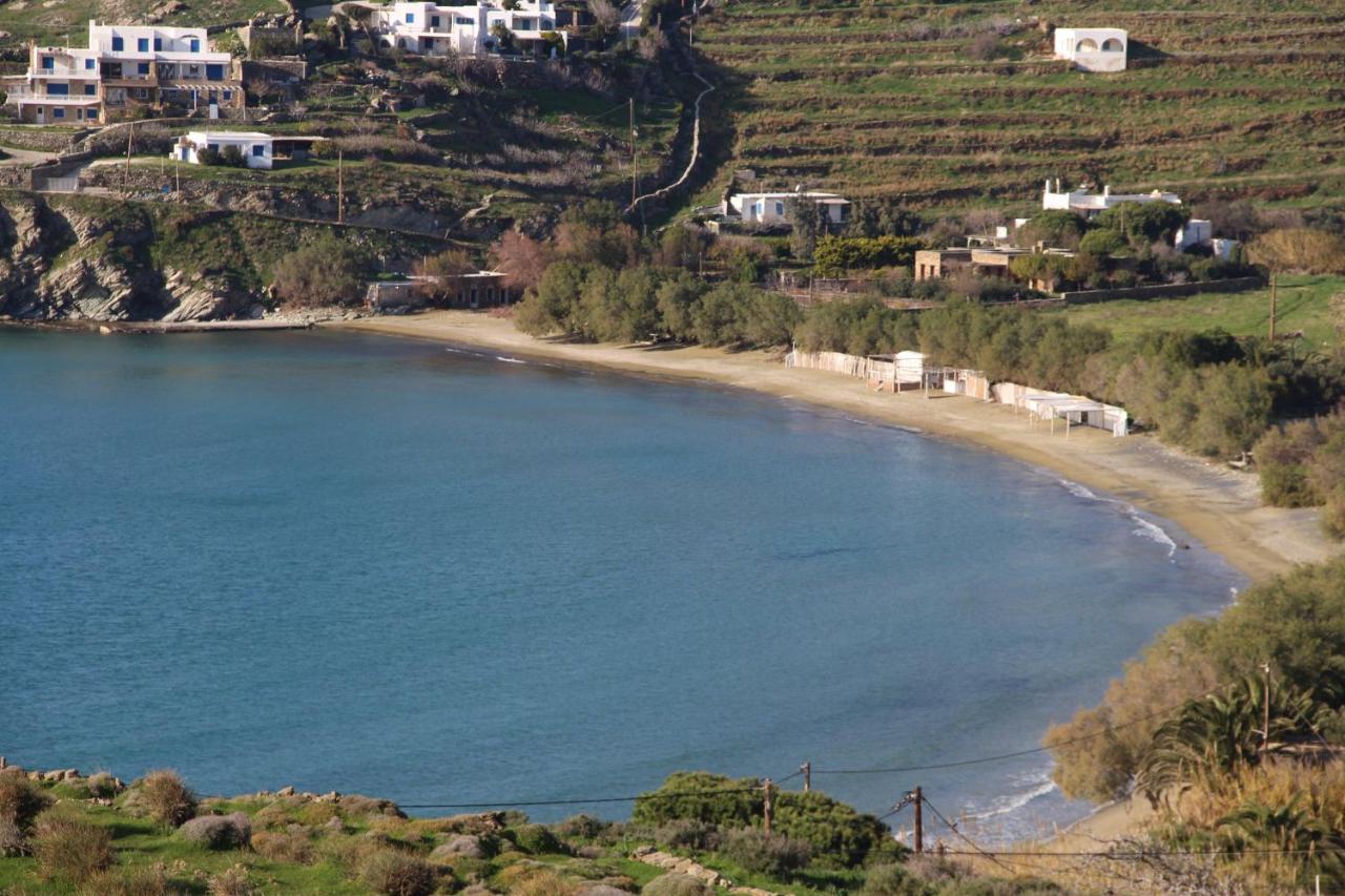 Cozy Guesthouse - Agios Romanos ภายนอก รูปภาพ
