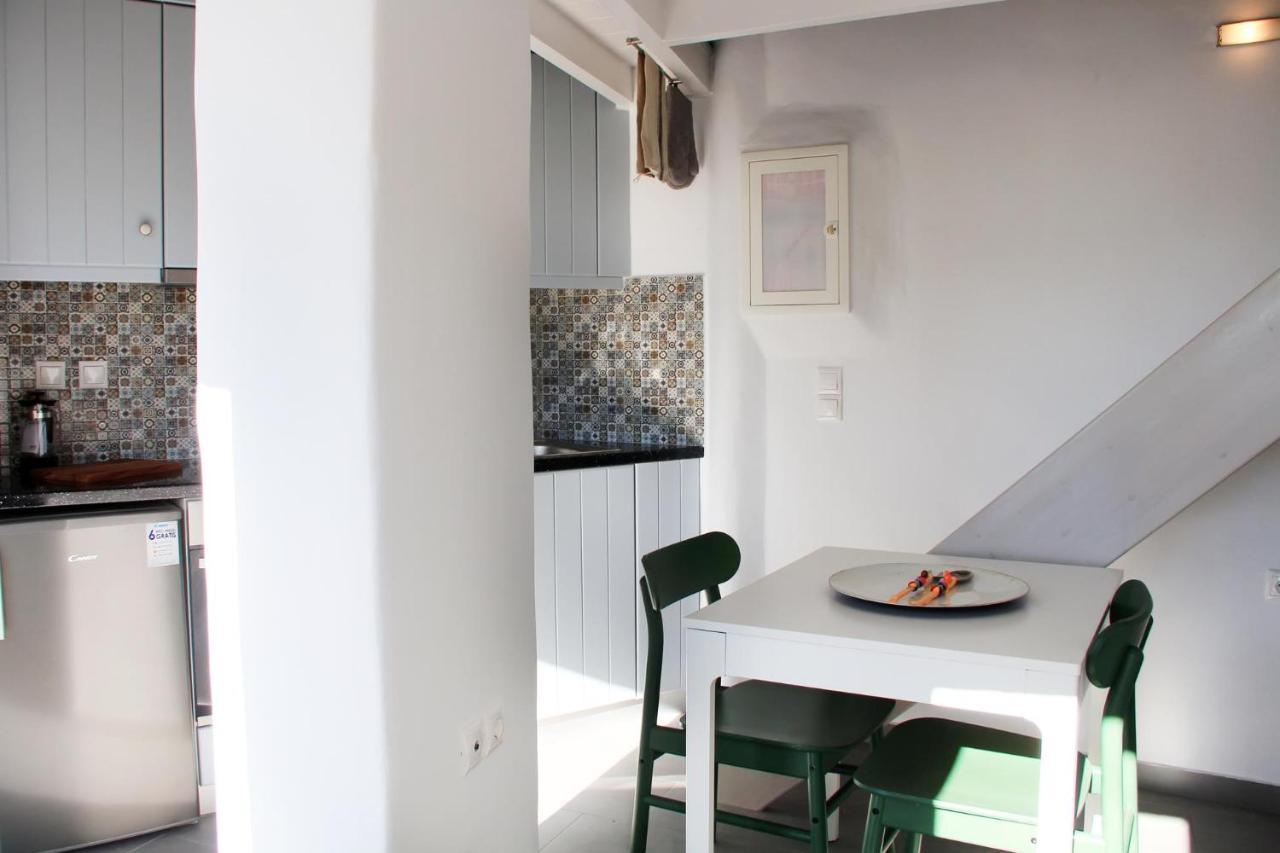 Cozy Guesthouse - Agios Romanos ภายนอก รูปภาพ