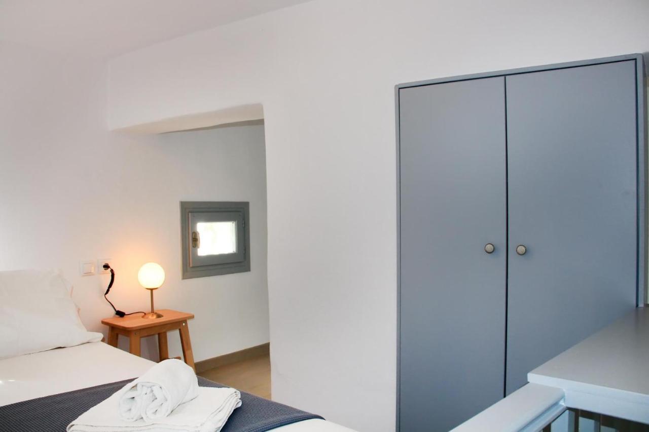Cozy Guesthouse - Agios Romanos ภายนอก รูปภาพ